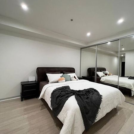 Carlton Stunning View Apartment 150M Away From University Of Melbourne Exterior photo