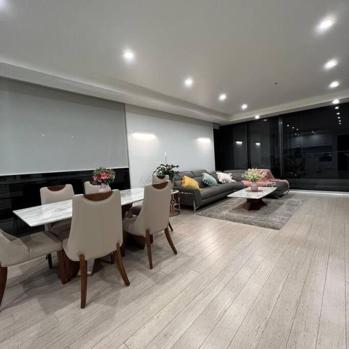 Carlton Stunning View Apartment 150M Away From University Of Melbourne Exterior photo